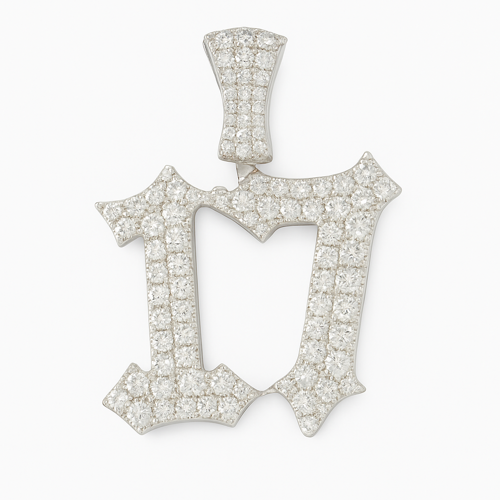 Colgante “17” color Silver